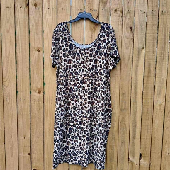 Leopard Print Dress - Picture 2 of 2